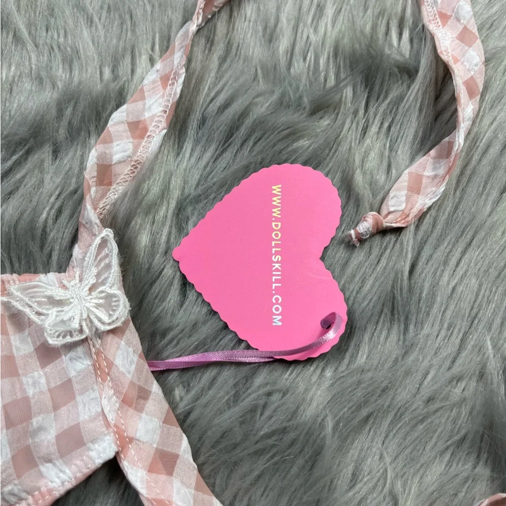 Sugar thrillz dollskill slice of heaven gingham face mask